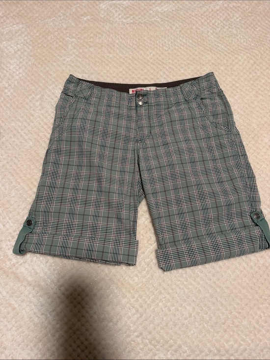 Mossimo Supply Co. Pants - Mossimo Supply Co. Green Plaid Women's Bermuda Shorts